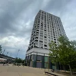 Modern Hochhaus *