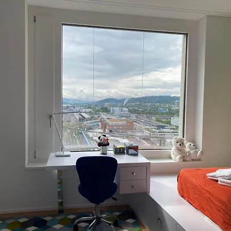 아파트 Modern Hochhaus